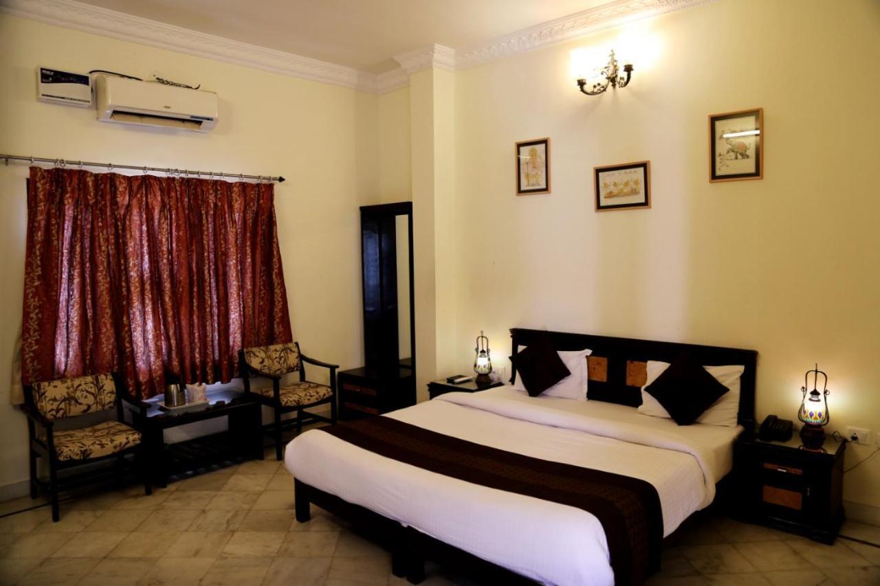 Hotel Karan Villas Kota  Exterior photo